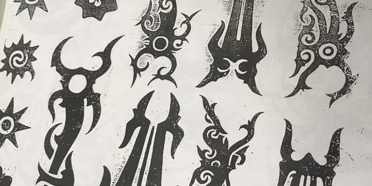 死後の闇を照らすフラクタルの文様──ボルネオ島の首狩り族タトゥー・前編（大島托） | DOZiNE